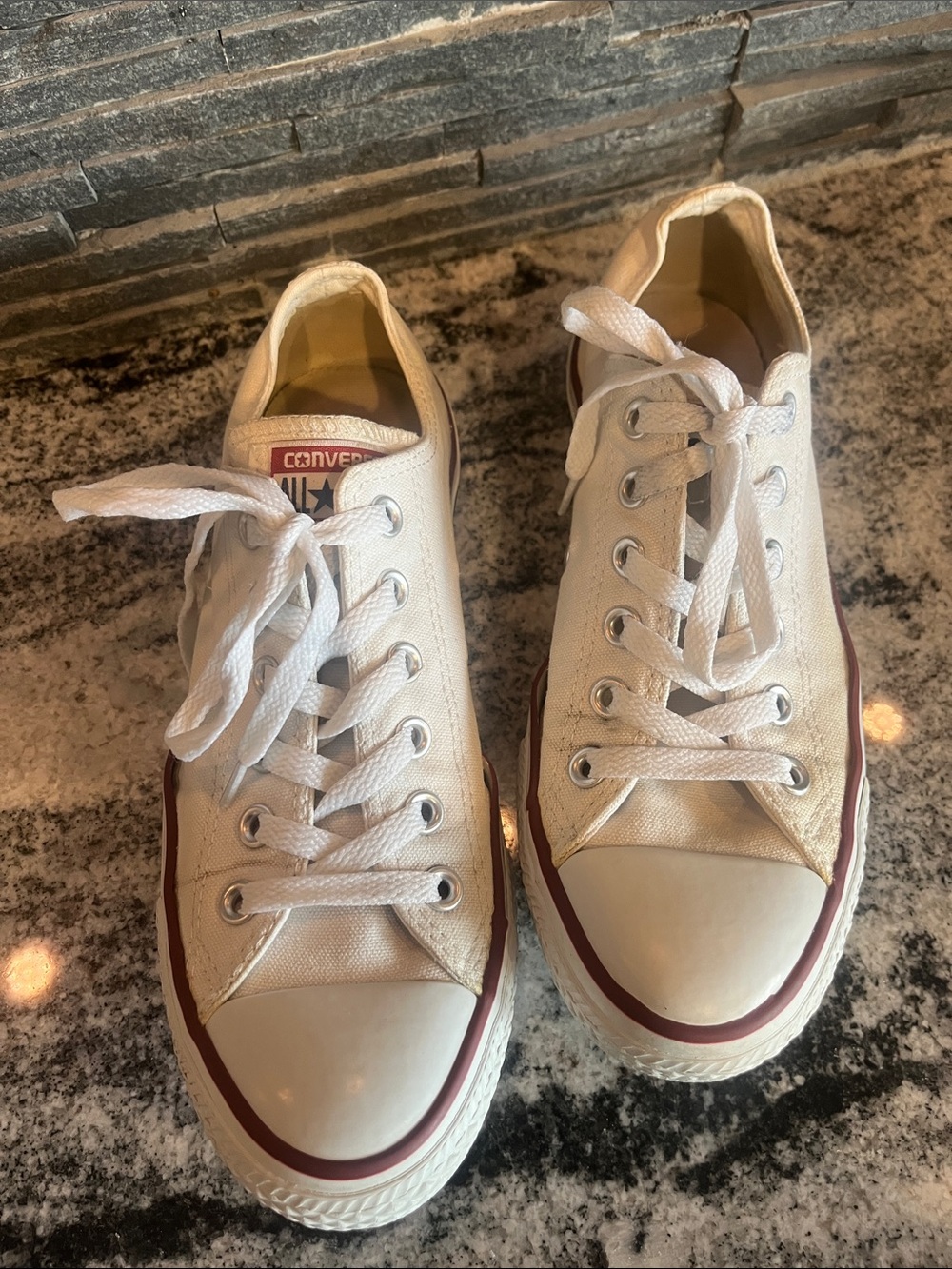Converse Chuck Taylor All-Star White Low Top W8, M6